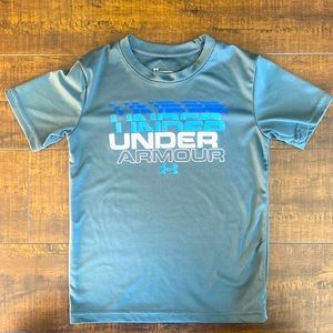 Shortsleeved breathable Under Armour shirt